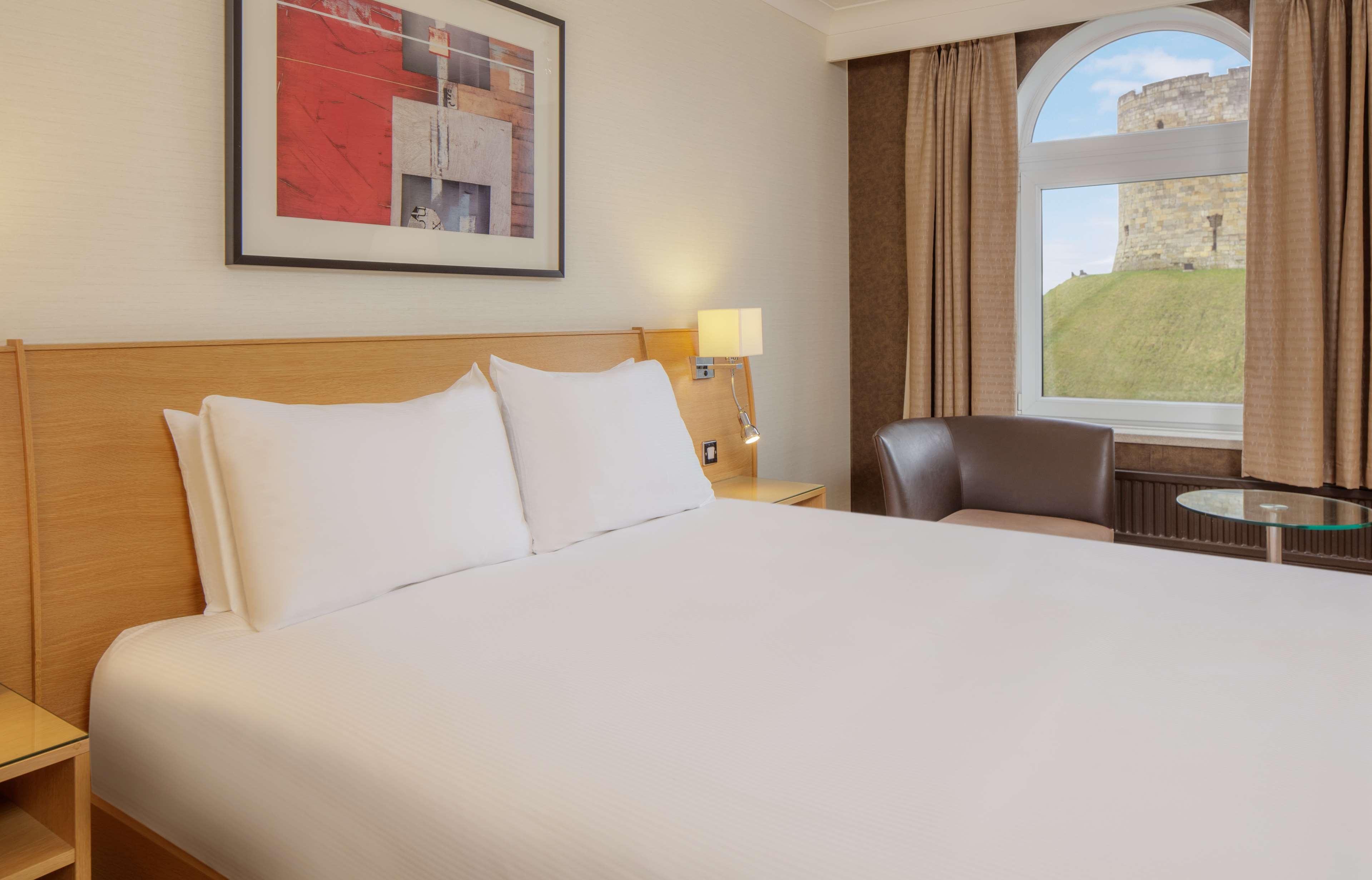Hotel Hilton York Extérieur photo